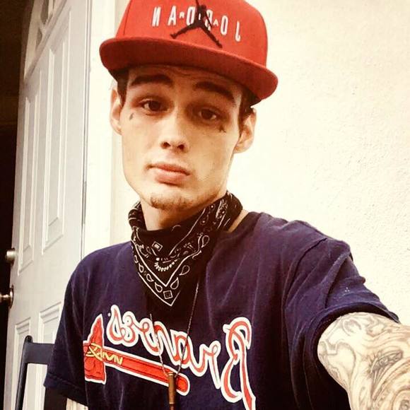 Meet your Posher, Kyle - Picture 1 of 1